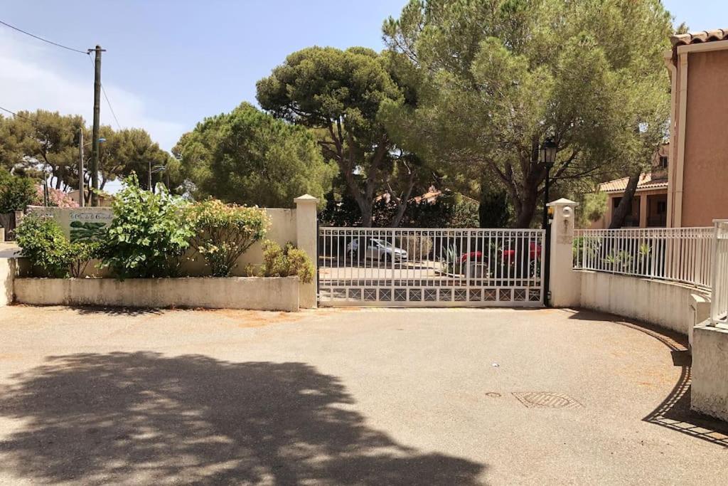 Appartement 60M2 - 2 Chambres A Une Minute Des Plages, Parking Prive Sausset-les-Pins Dış mekan fotoğraf